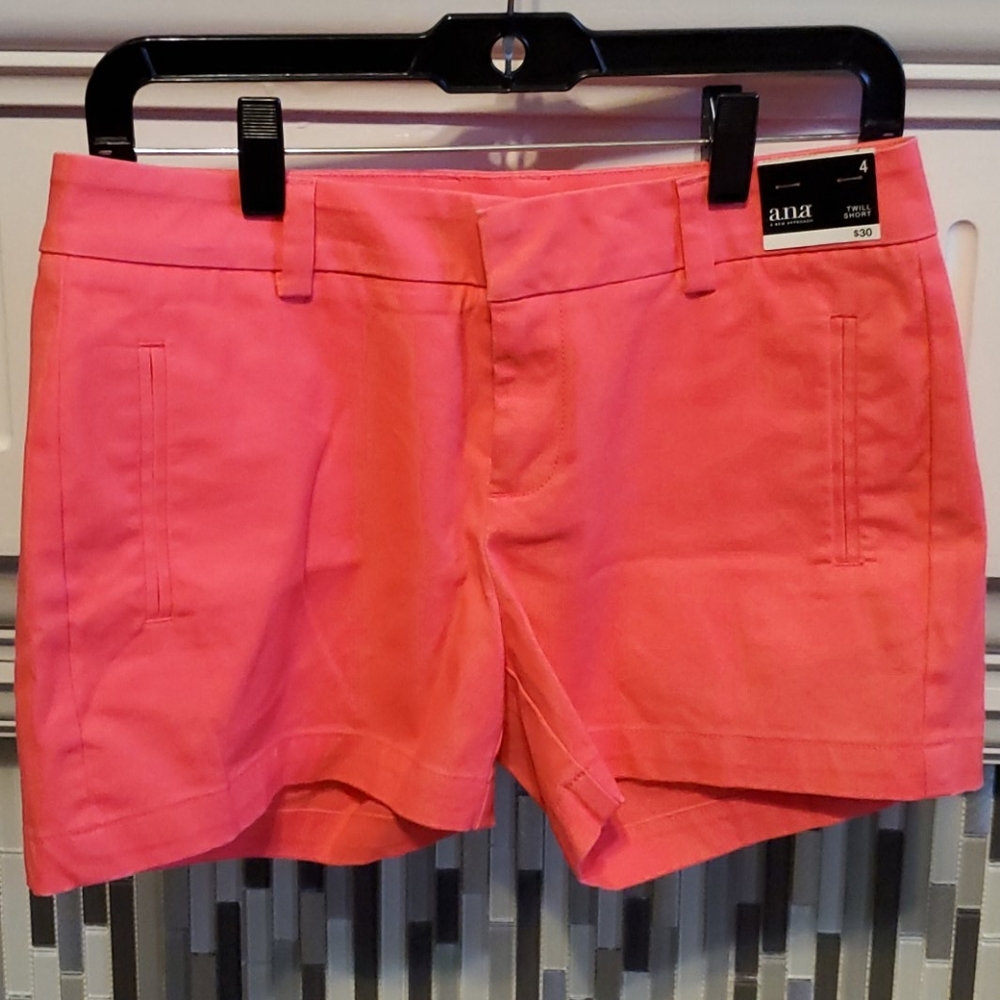 A.n.a twill short